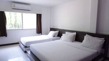 Familjerum | Skrivbord, gratis wi-fi och sängkläder