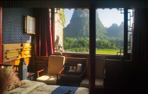 Signature Double or Twin Room, Mountain View | View from room - Yangshuo Li River Gallery Lodge (Guilin)