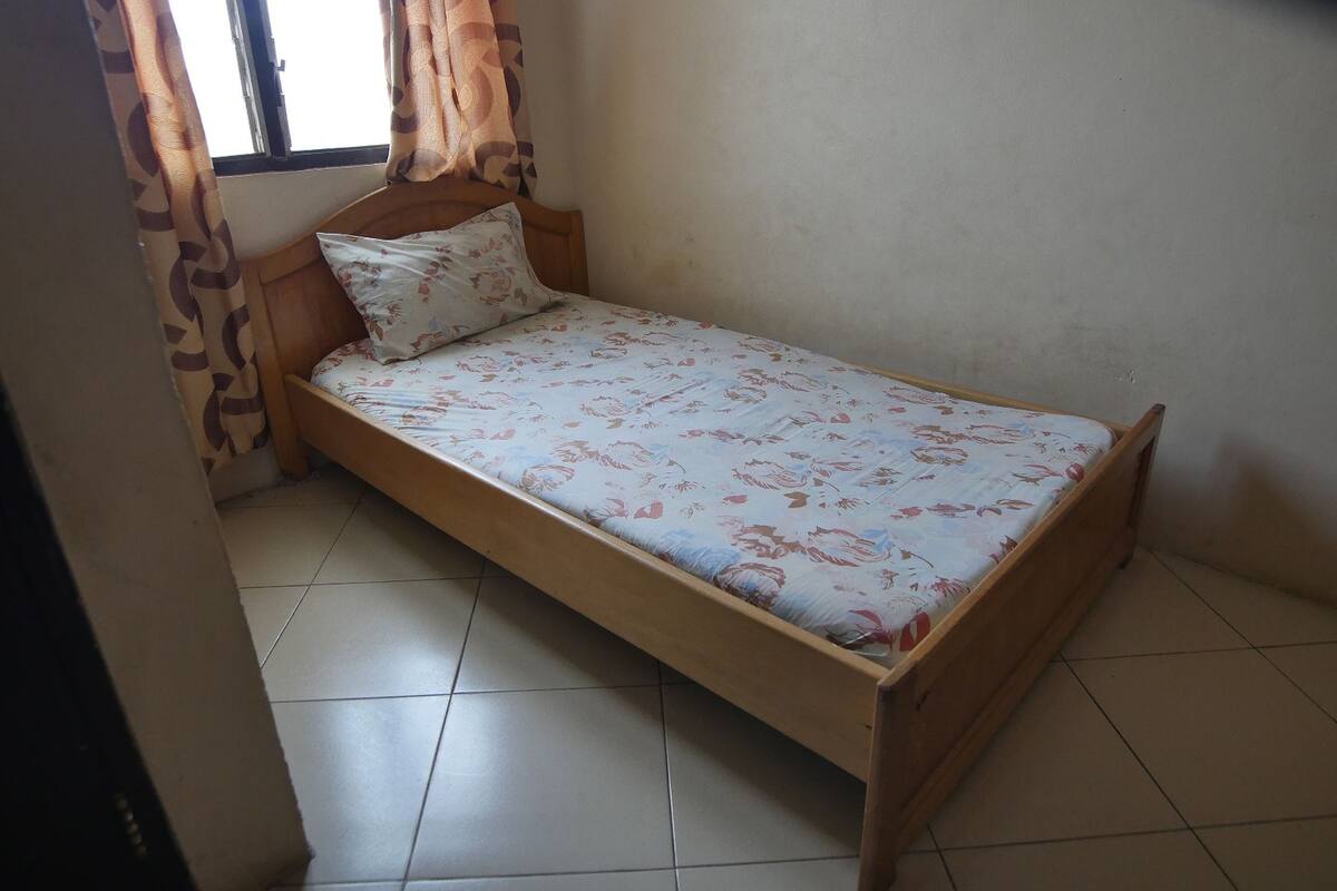 Quarto solteiro standard | Escrivaninha