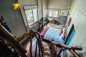 Desk, blackout drapes, soundproofing, free WiFi - Yunnan Homestay (Ren'ai)