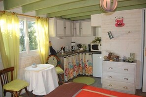 Private kitchenette - Les Chambres De Kerzerho (Erdeven)