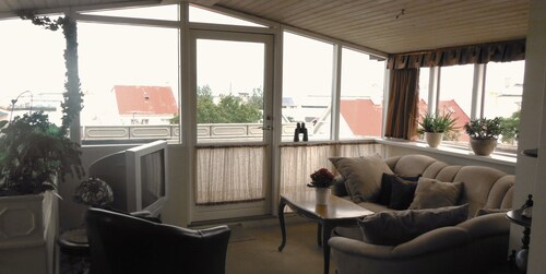 Three Sisters Studio Apartments