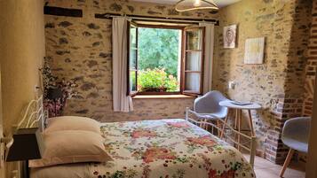 Family Suite, Private Bathroom, Garden View (Au Fil De L'hyrome) | Premium bedding, individually decorated, individually furnished