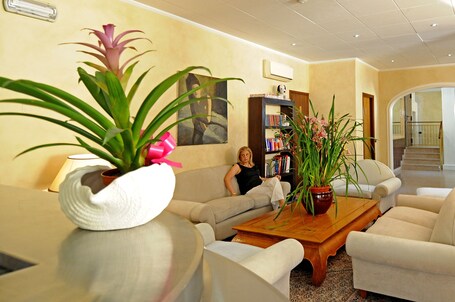 Lobby sitting area