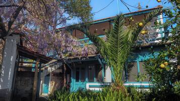 1 bedroom, premium bedding, soundproofing, free WiFi