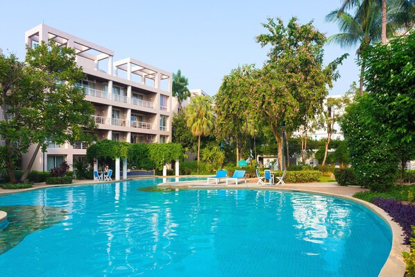 Alberca al aire libre 