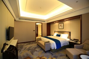 Tallelokero huoneessa, työpöytä