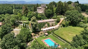 Exterior - Castello di Santa Cristina (Grotte di Castro)