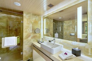 Bathroom - Sahara Star (Mumbai)