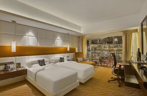 Unclassified image, 3 of 19, button - Sahara Star (Mumbai)