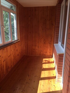 Apartemen Deluks, 2 kamar tidur | Balkon