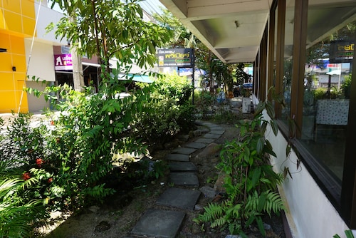 Premier Hotel Nakhonsithammarat