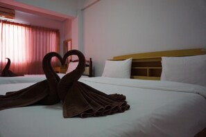 Standard Triple Room | Free WiFi - Premier Hotel Nakhonsithammarat (Nakhon Si Thammarat)