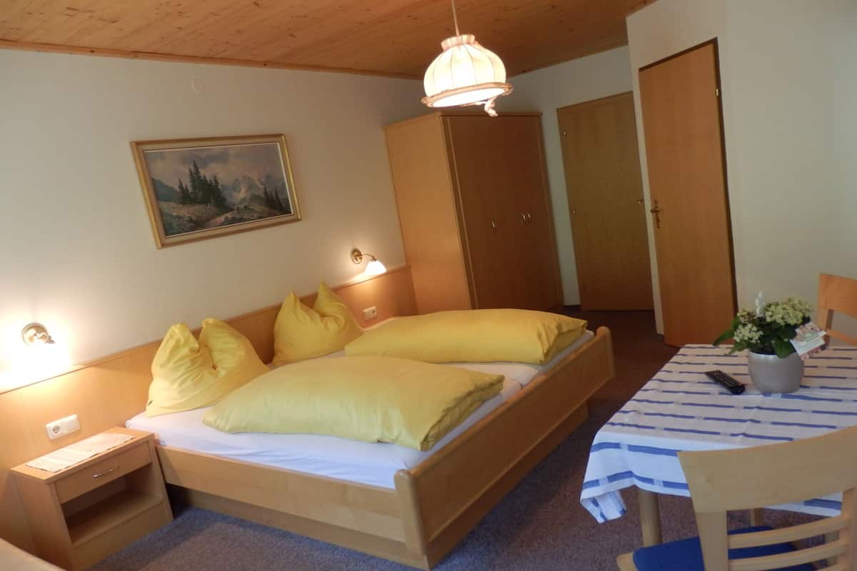 1 chambre, chambres insonorisées, fer et planche à repasser, Wi-Fi