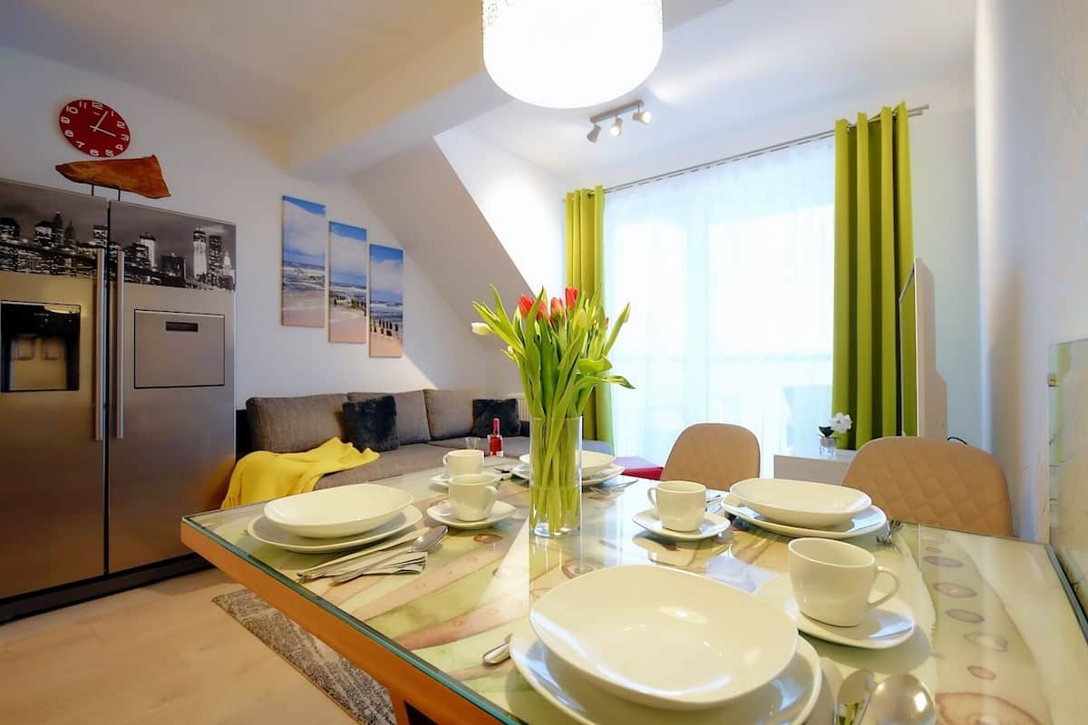 Deluxe Apartment | 1 bedroom, premium bedding, individually decorated, blackout drapes