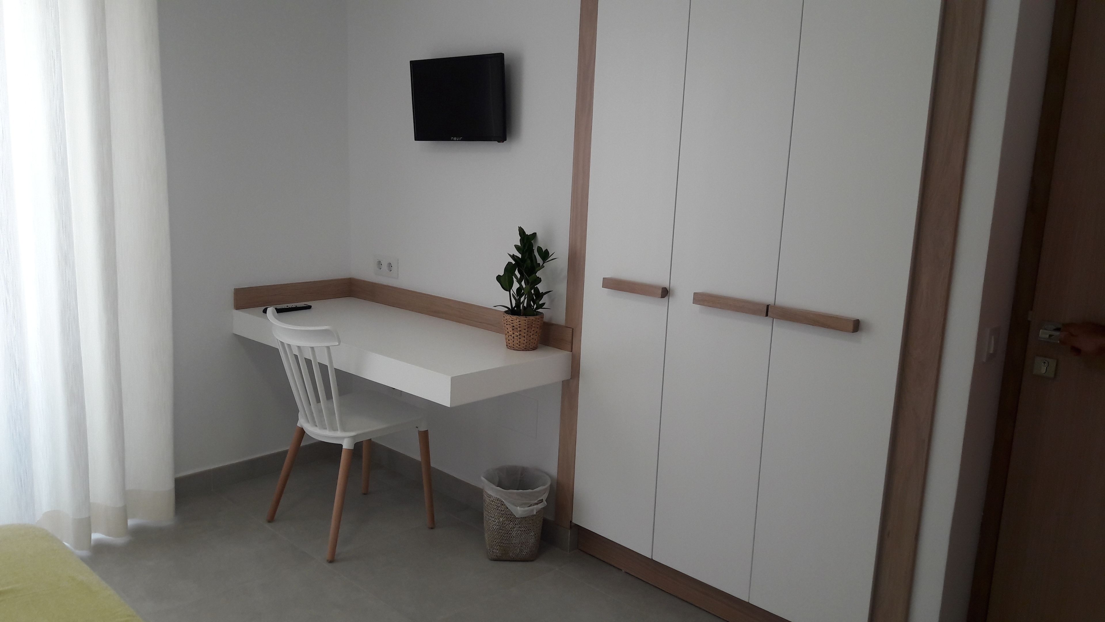 Photo - Hostal Cervantes Playa