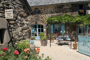 Terrace/patio - Sandine (Neuvéglise-sur-Truyère)