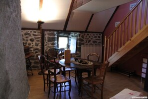 Duplex (Chambre Rose) | Living area