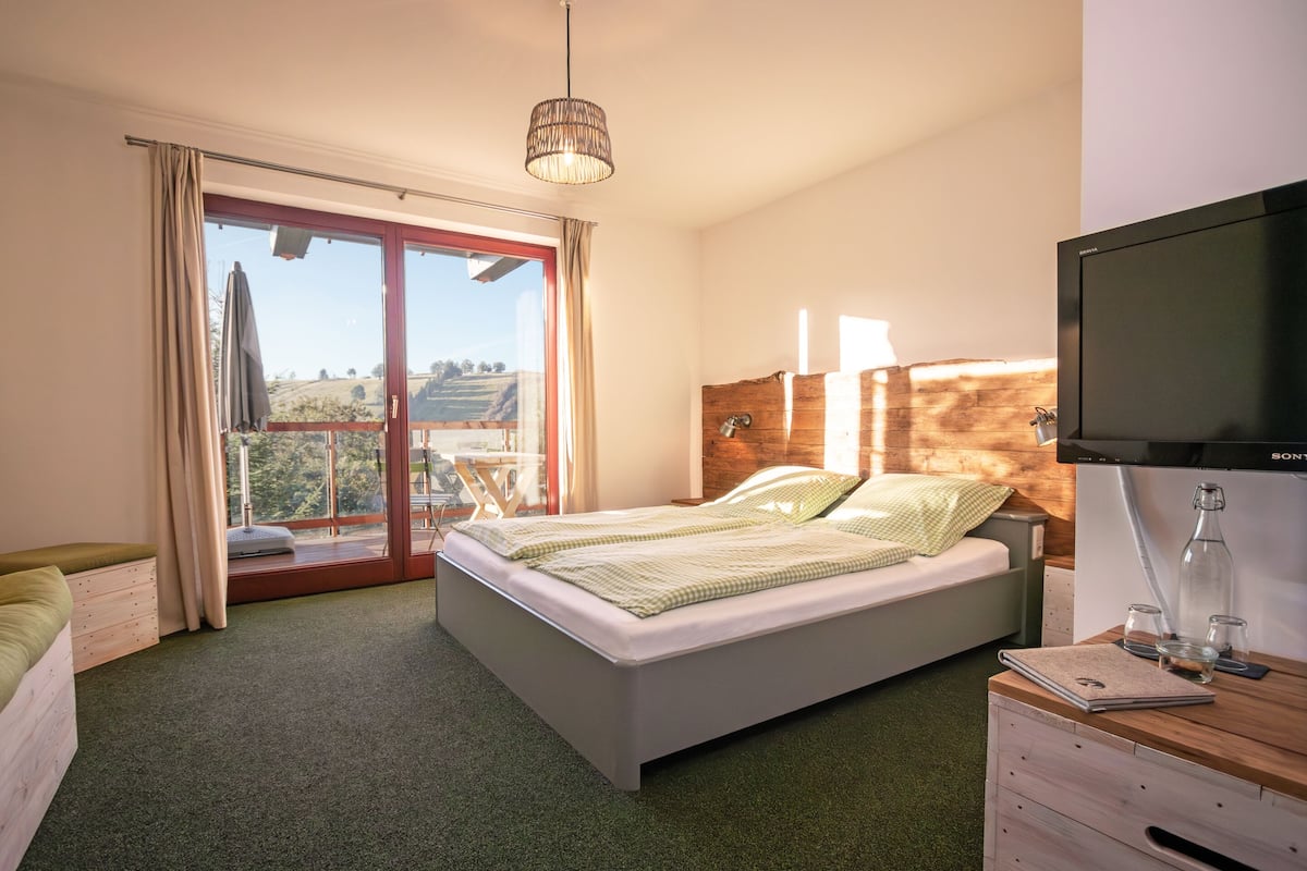 Superior Double Room, Private Bathroom, Mountain View ( #4 - Waldetage) | Room amenity