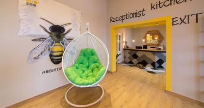 Hotel Bee Station - Hostel