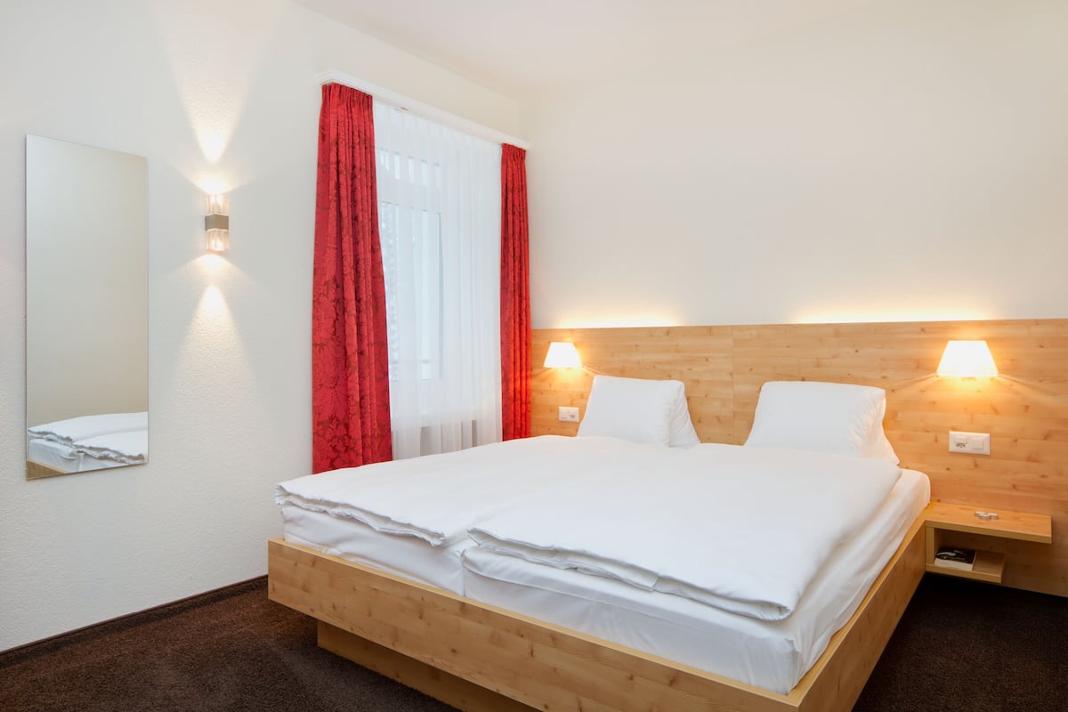 2 ½ room apartment | 1 bedroom, in-room safe, free WiFi, bed sheets
