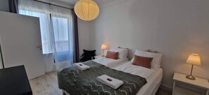 Apartment, 3 Bedrooms, Mountain View - Theater Row Apartments (Reykjavik)