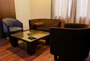 Millennium Suite Room | Room amenity - CS Boutique Hotel (Faridabad)