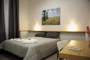 ห้องทวิน | โต๊ะทำงาน, ห้องเก็บเสียง, เตียงเสริม/เปล, Wi-Fi ฟรี