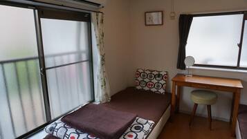 Free WiFi, bed sheets