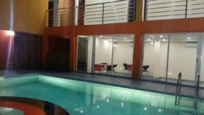 Outdoor pool - Panorama Hotel (Lagos)