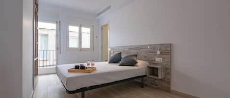 Chambre avec lits jumeaux | AccĂšs au Wi-Fi (inclus), literie fournie