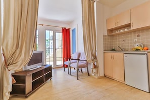 Fridge, electric kettle