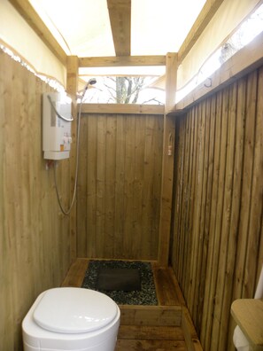 Tent | Bathroom - Glampotel Bere Regis (Wareham)