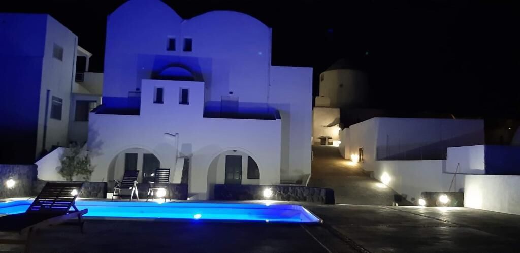 Photo - Ianthe Apartments & Villa