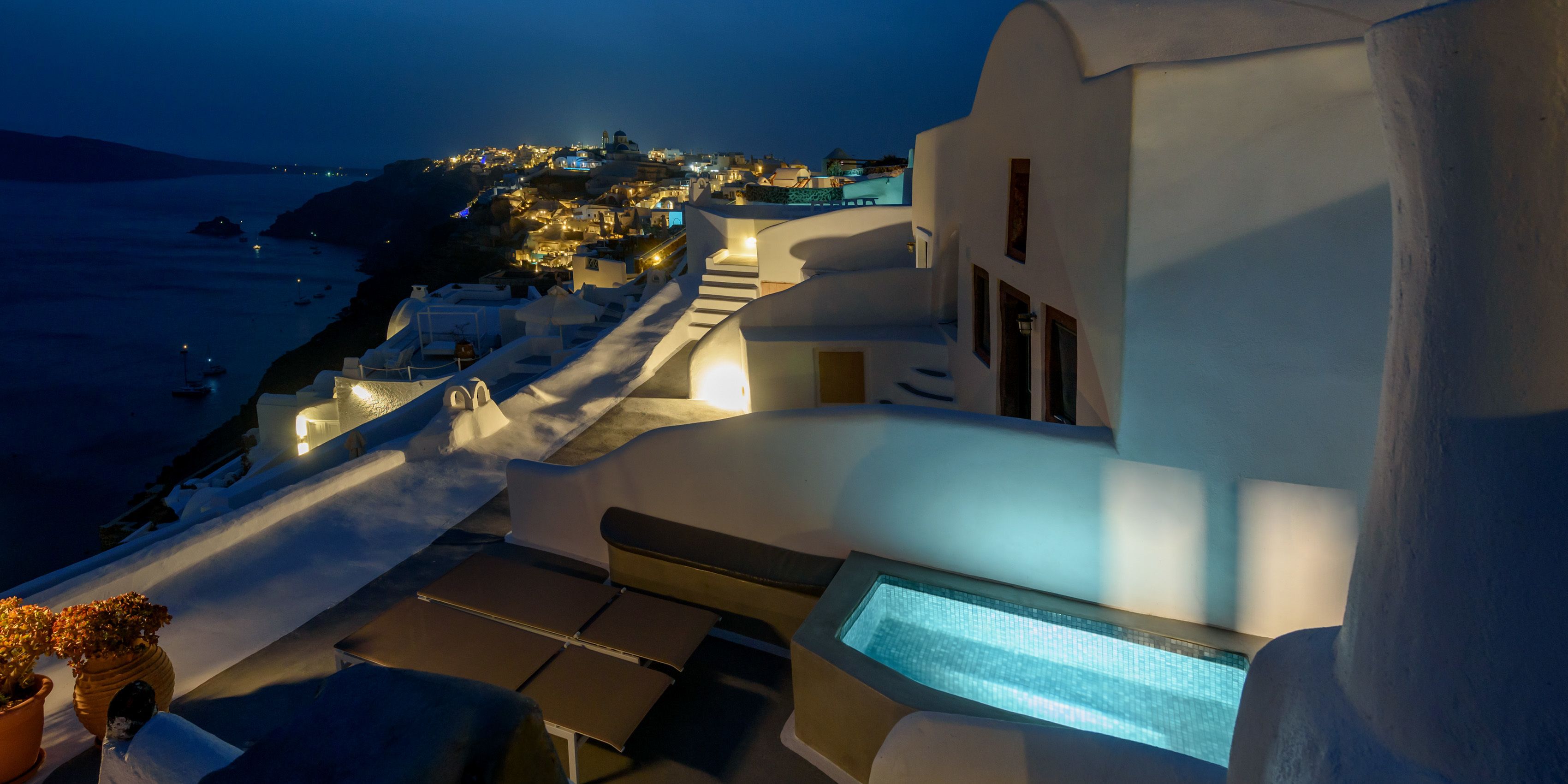 Photo - Ianthe Apartments & Villa