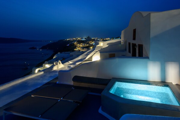 Villa, 1 Bedroom, Hot Tub | In-room safe, soundproofing, iron/ironing board, free cribs/infant beds - Ianthe Apartments and Villa (Santorini)