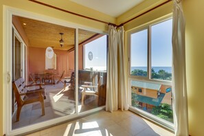 Apartment, 2 Bedrooms | Terrace/patio