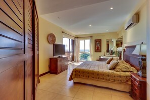 Apartment, 2 Bedrooms | 2 bedrooms, in-room safe, desk, free WiFi