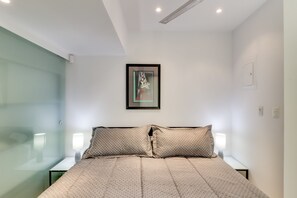 Classic Apartment, 2 Bedrooms, Non Smoking