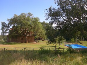Seasonal outdoor pool - Agriturismo Poggio Macinaio (Roccastrada)