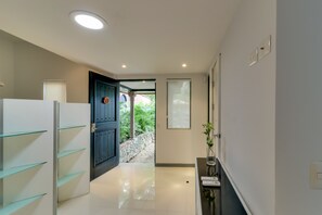 Departamento Confort, 1 cama King size, para no fumadores | 1 habitación, escritorio y wifi gratis 