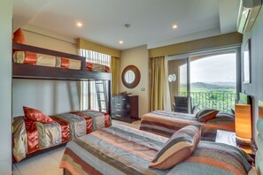 Departamento exclusivo, 3 habitaciones, para no fumadores | 3 habitaciones, escritorio y wifi gratis 