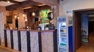 Breakfast, lunch, dinner served; local and international cuisine