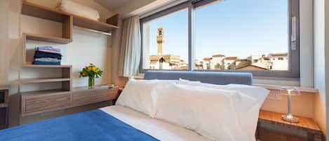 Junior Room, 1 Queen Bed, Terrace