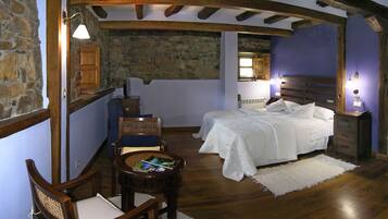 Kamer, 1 twee- of 2 eenpersoonsbedden, uitzicht op bergen | Verduisterende gordijnen, gratis wifi, beddengoed