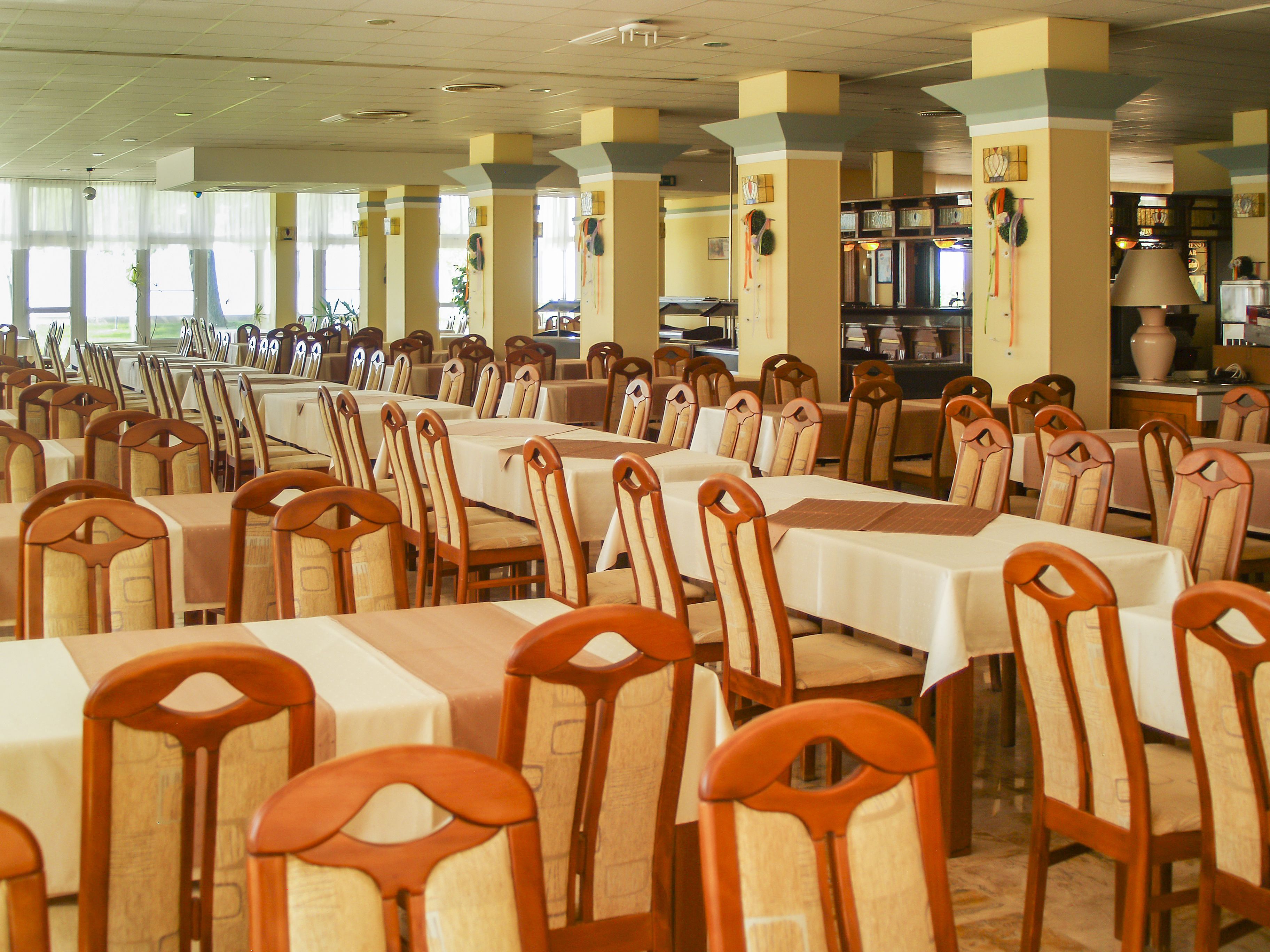 Local and international cuisine