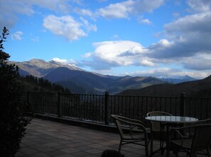 Balcony - Casa Reda - Posada de Viñón (Cillorigo de Liebana)
