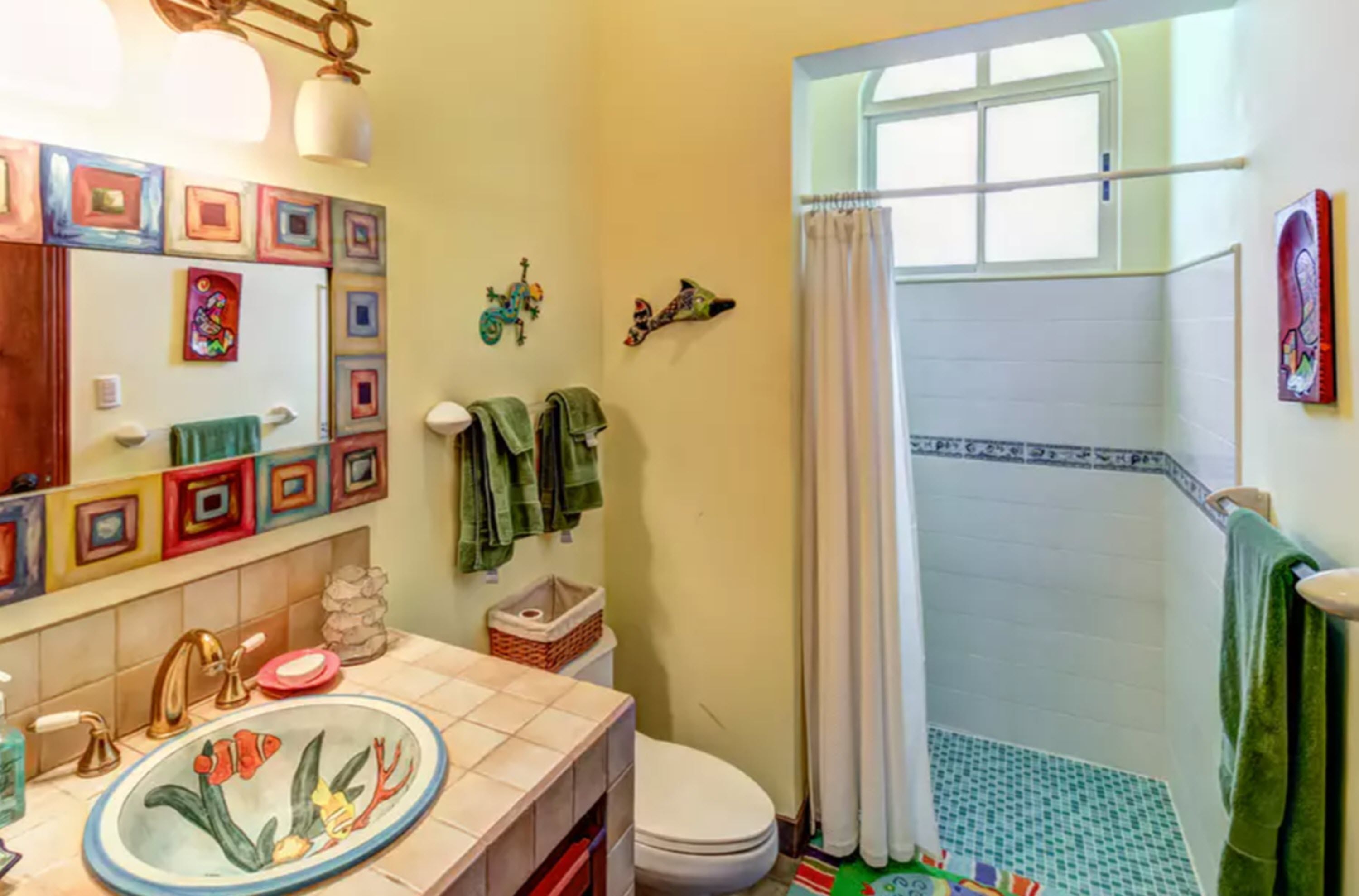 Comfort House, 2 Bedrooms, Non Smoking, Beach View | Bathroom | Shower, hair dryer, towels