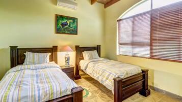 Comfort House, 2 Bedrooms, Non Smoking, Beach View | 2 bedrooms, desk, free WiFi