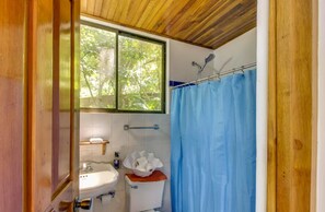 Familienhaus, Mehrere Schlafzimmer, Nichtraucher | Badezimmer | Dusche, Haartrockner, Handtücher